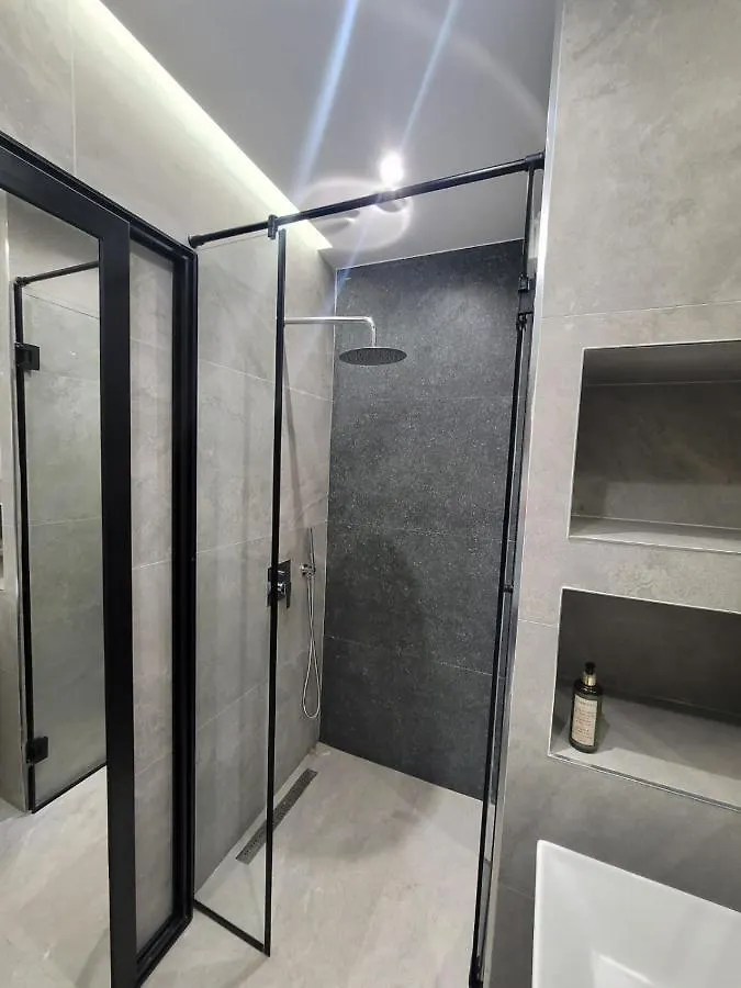 Treni Centrum Apartaments Tirana