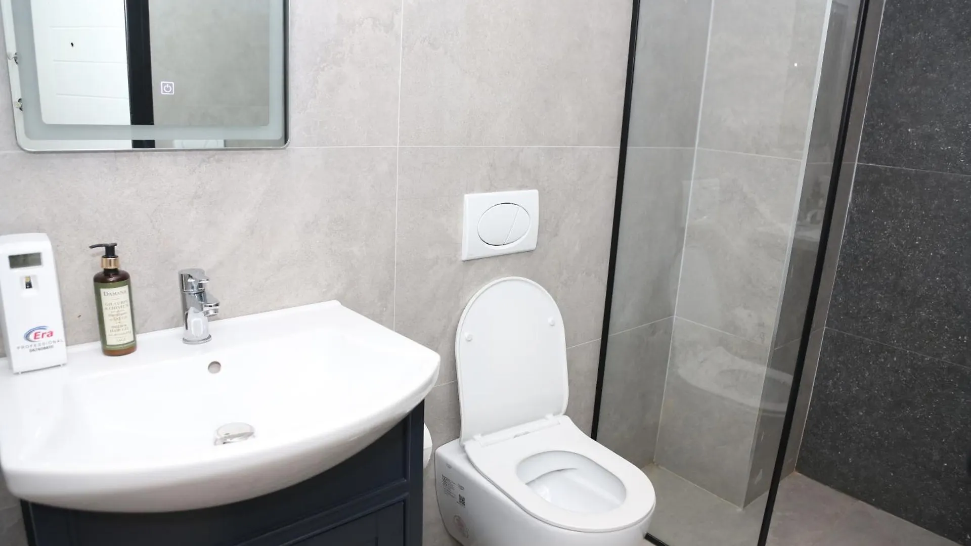 Treni Centrum Apartaments Tirana Lejlighed