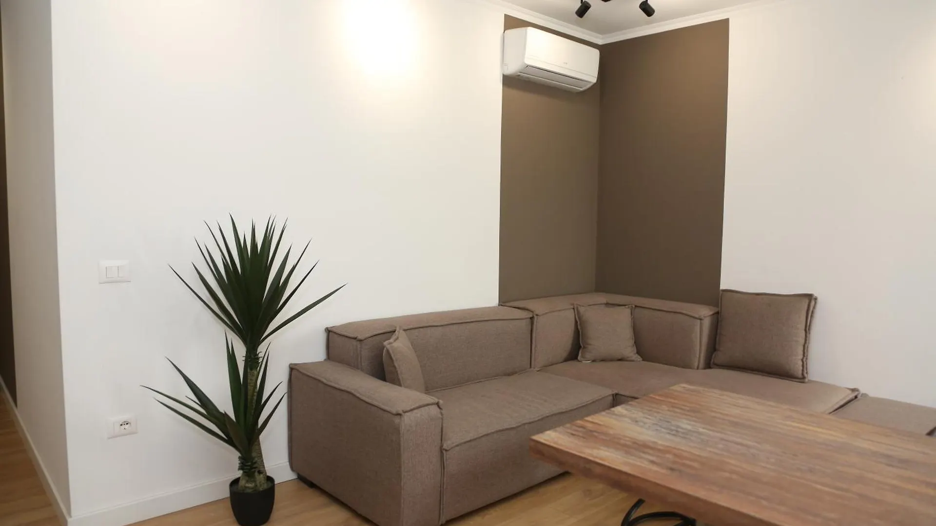 Treni Centrum Apartaments Tirana Lejlighed
