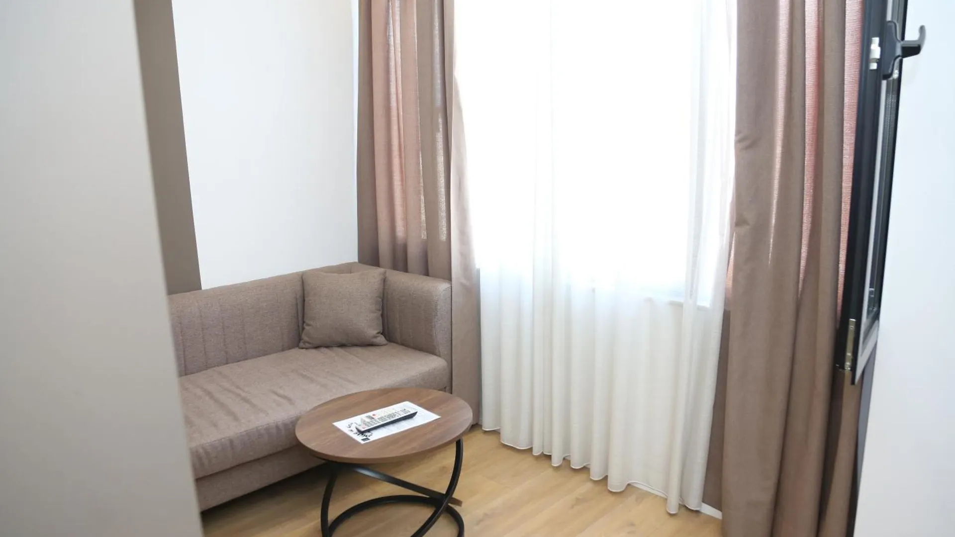 Treni Centrum Apartaments Tirana Lejlighed