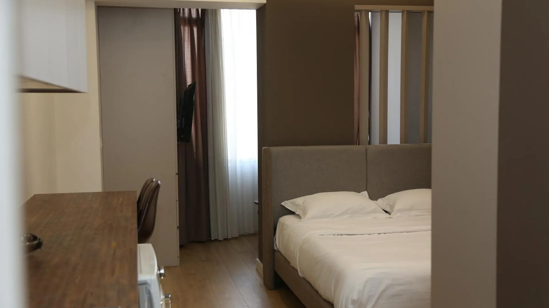 Treni Centrum Apartaments Tirana 0*,
